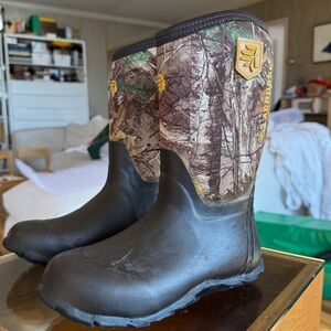 🦌 LaCrosse Alpha Lite Realtree Xtra 5.0mm Boots | Youth 4 | Waterproof 🦌